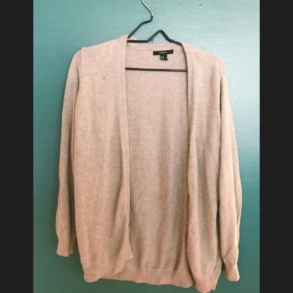 grey sweater